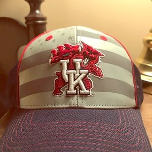 Zephyr Patriotic Kentucky Wildcats SnapBack